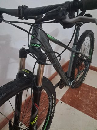 Megamo Elite Natural Pro XT 29" Talla S muy ligera