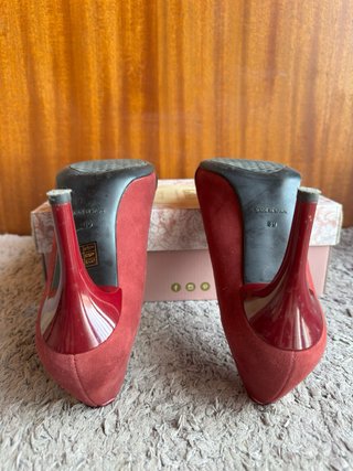 Zapatos de tacón burdeos talla 39