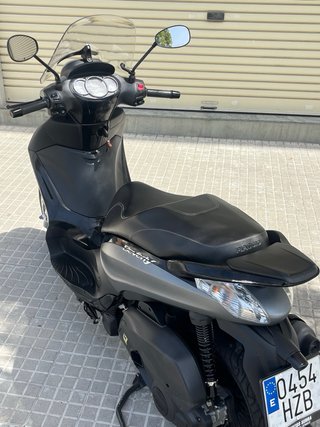 PIAGGIO BEVERLY 300