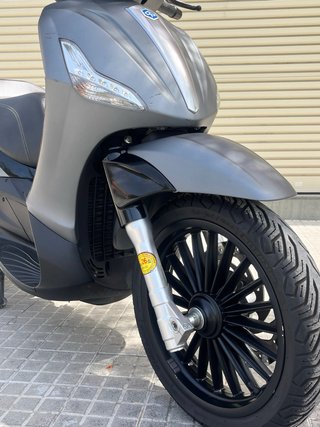 PIAGGIO BEVERLY 300