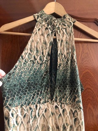 Vestido estampado animal print verde