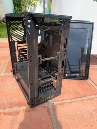 Caja ordenador mars gaming