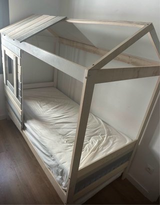 Cama casita infantil madera