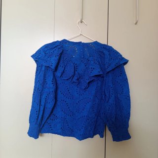 Blusa Zara calada volantes azulón Talla XS