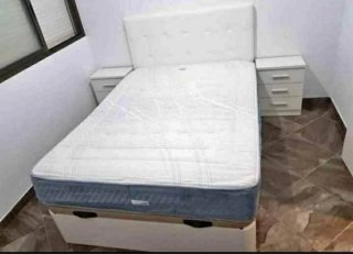 Divani a scomparsa in legno con materassi in memory foam
