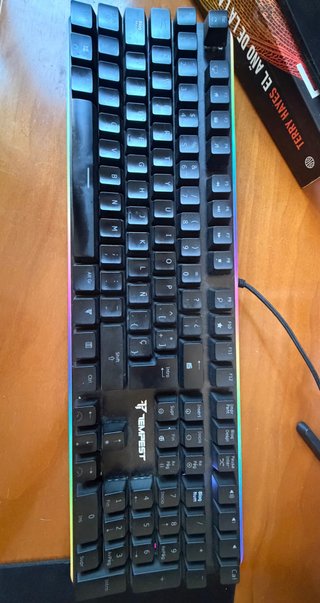 Teclado Gaming Tempest RGB Negro