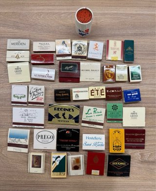 Lotto di 40 scatole di fiammiferi pubblicitari vintage