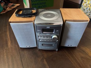Minicadena JVC CD/MP3