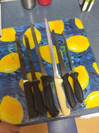 Lote 5 cuchillos + afilador regalo