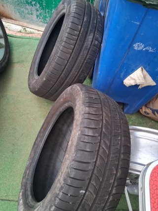 3 unidades de Neumáticos 205/55 R16 en buen estado
