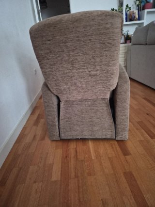 Sillón reclinable de tela antimanchas