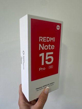 Caja Redmi Note 15 Pro 5G con acesorios