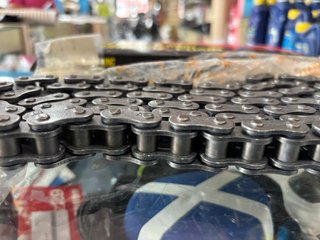 Cadena Izumi Heavy-Duty O-Ring Moto