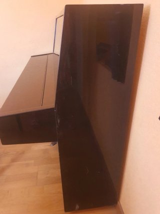 Piano de pared Pearl River