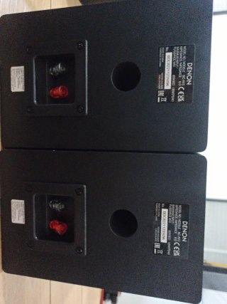 Pareja Altavoces Denon Negros