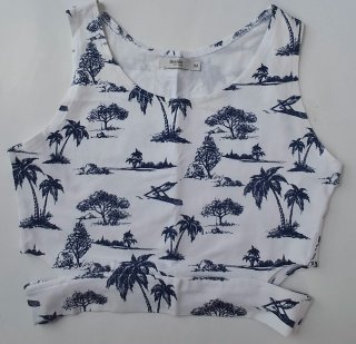 Top crop estampado palmeras Talla M