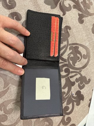 Cartera de piel para hombre