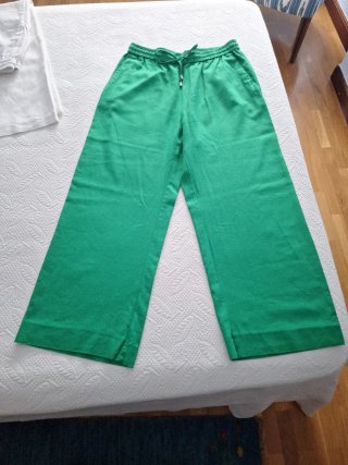 Pantalón recto verde chica