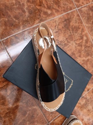 Sandalias