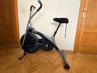 Bicicleta estática plegable