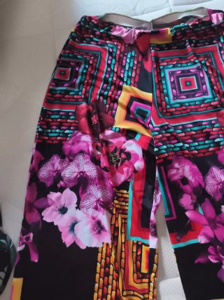 Pantalón de verano estampado