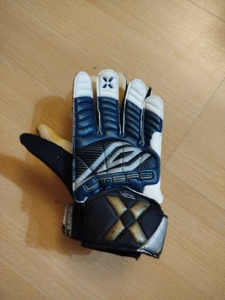 Guantes de portero profesionales umbro