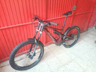 SPECIALIZED TURBO KENEVO 2024 S4 · 700 Wh · 90 Nm
