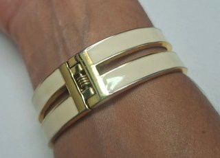 Pulsera bimba y Lola dorada