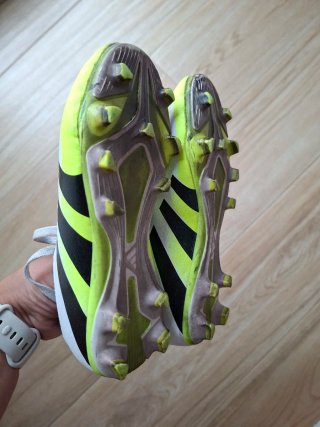 Botas de fútbol Adidas Talla 32
