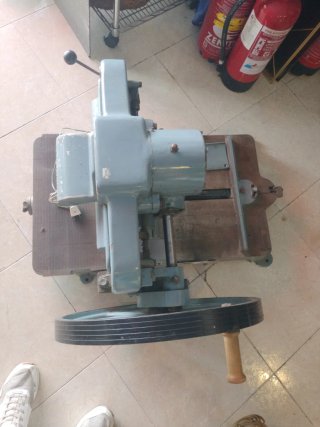 Guillotina PINGUILLEM PS50 Eléctrica Textil