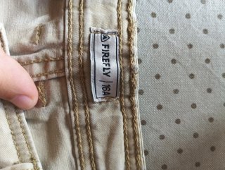 Pantalón cargo beige