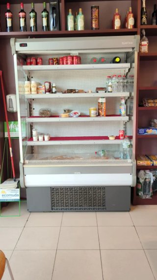Nevera expositora refrigerada