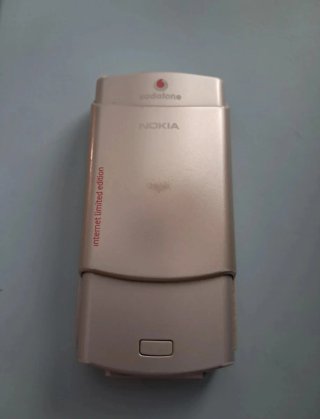 Teléfono móvil Nokia N70 Plata