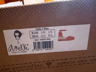 Cuñas Anekke Rojas y Beige Talla 39