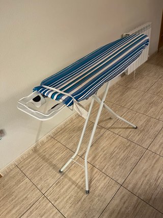 Tabla de planchar plegable