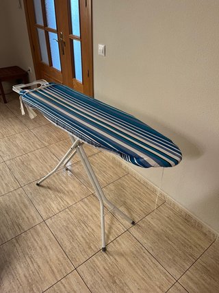 Tabla de planchar plegable