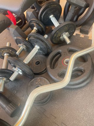 Banco Gimnasio Completo + Barras y Pesas
