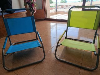 Set di 2 sedie da spiaggia nuove, mai utilizzate.