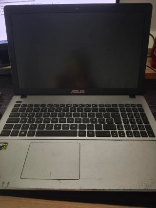 Portátil ASUS R510v i7 para piezas