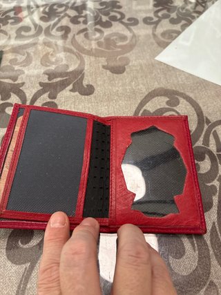 Cartera de piel roja para hombre
