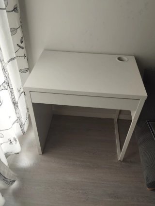 Scrivania Micke Ikea