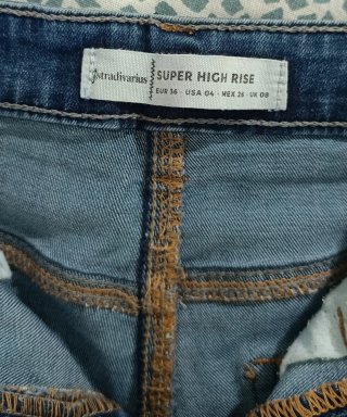 Shorts vaqueros Stradivarius Talla S