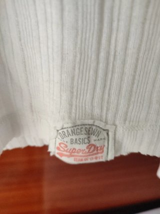 Camiseta Superdry manga larga blanca