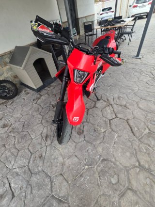 Gas Gas 700 SM Supermotard Roja