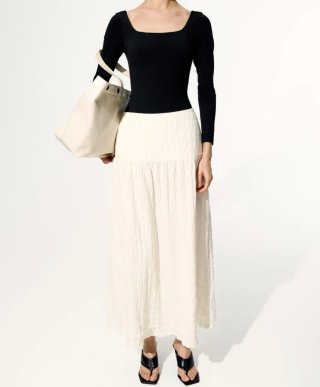 Falda H&M Midi Texturizada Beige Talla L