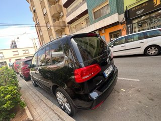 Volkswagen Touran 2012 7 plz
