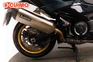 YAMAHA TMAX 560