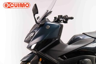 YAMAHA TMAX 560