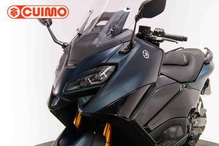 YAMAHA TMAX 560