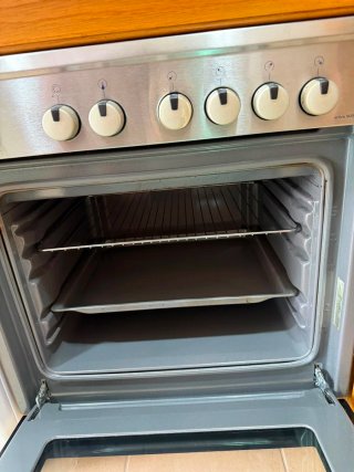 Vitrocerámica Balay Negra y horno